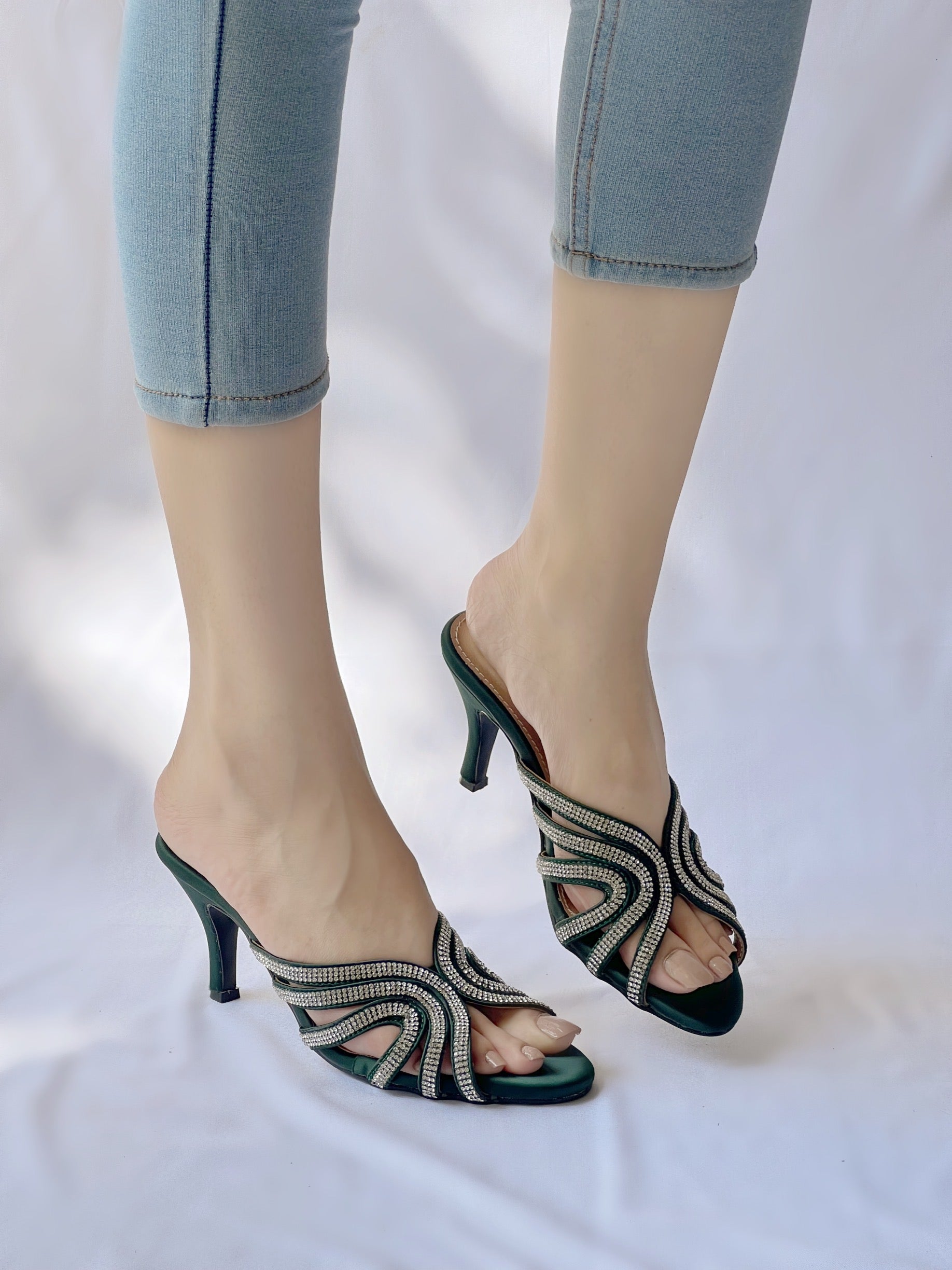 GREEN FANCY HEELS