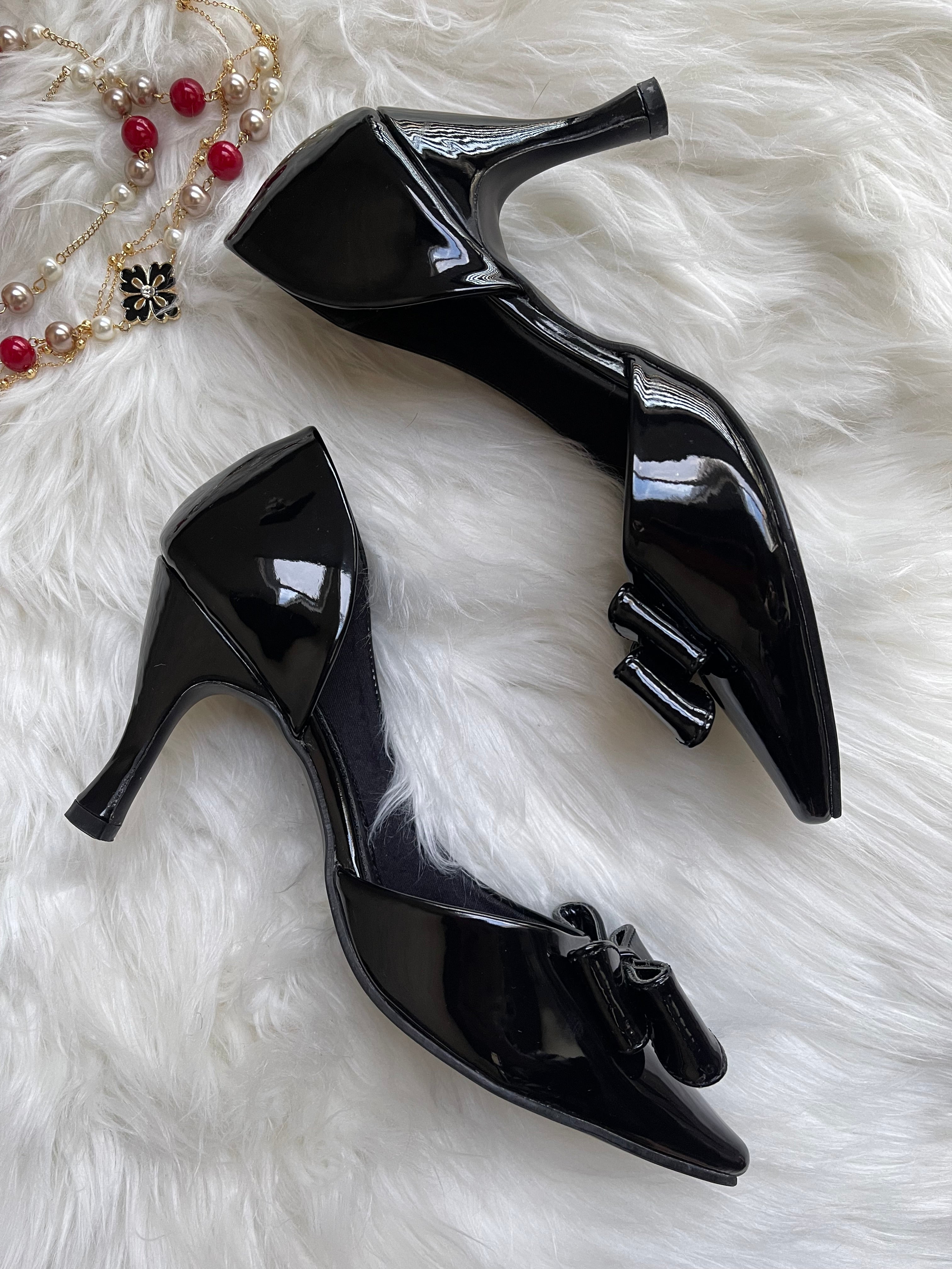 BLACK BOW COURT HEEL